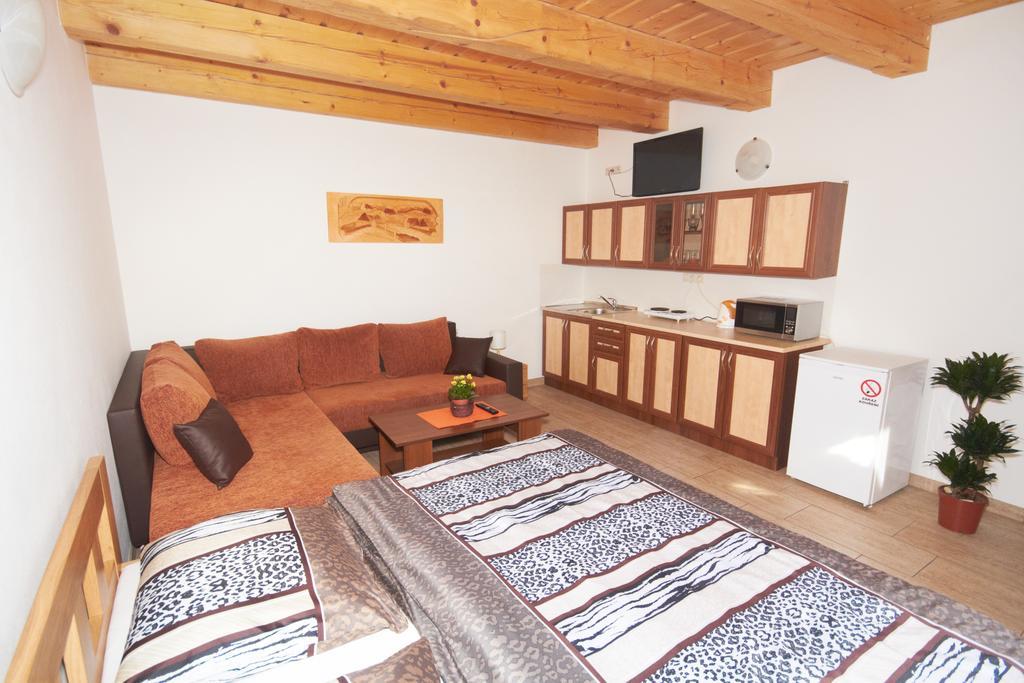Hotel U Haryho Dolní Bečva Esterno foto